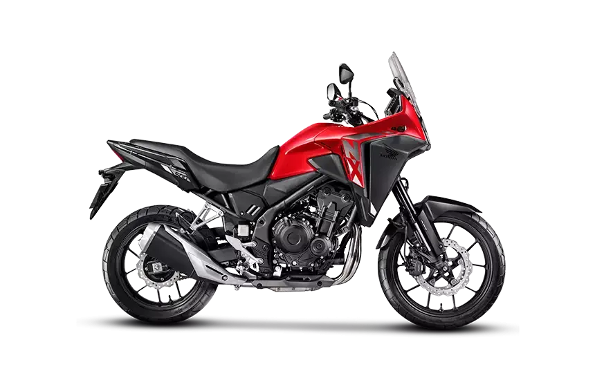moto na lateral NX 500